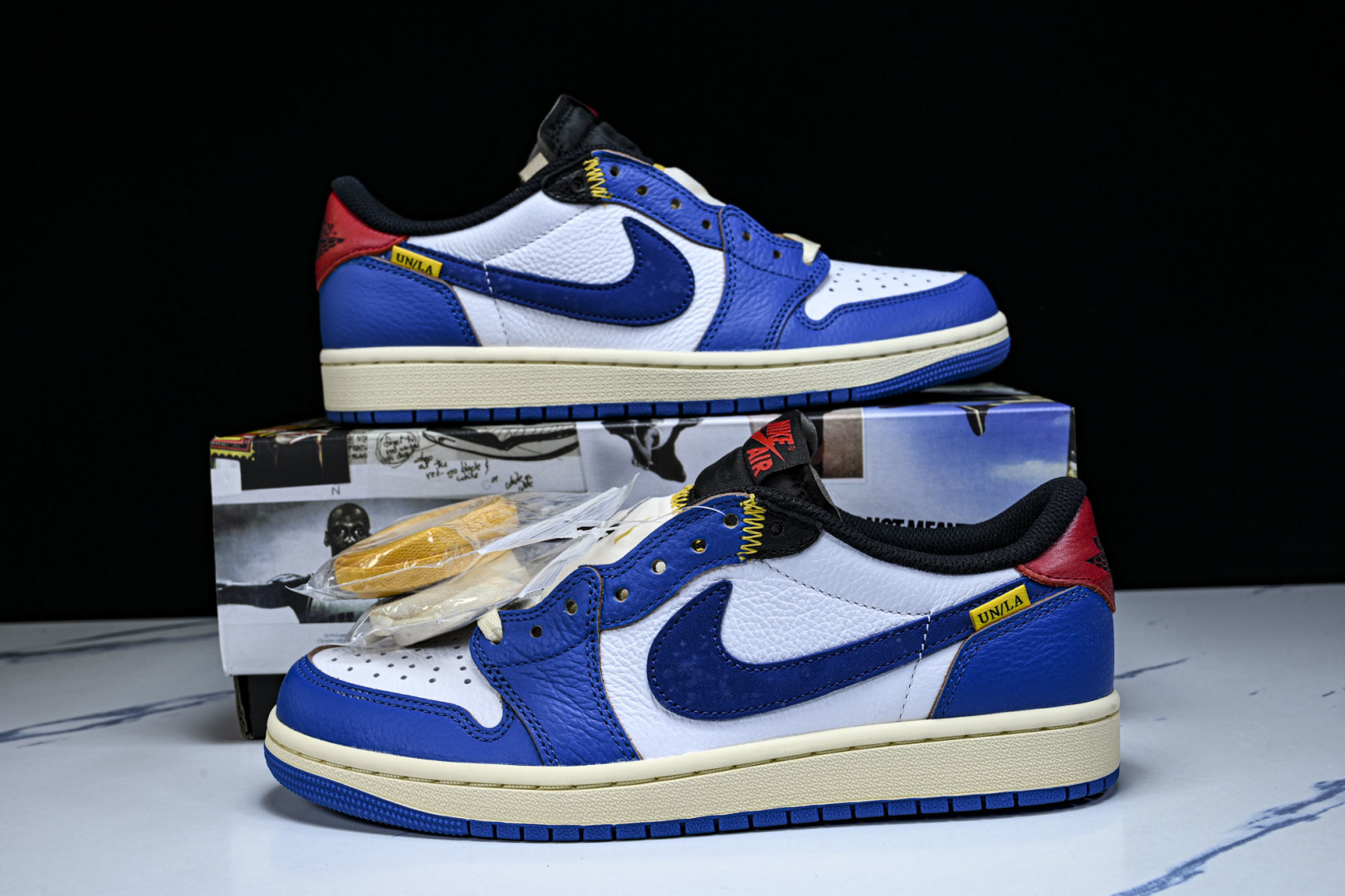 Fragment Design x Union x Air Jordan 1 Hi 乔1藤原浩大闪电 低帮文化休闲板鞋 Fragment Design x Union x Air Jordan 1 Hi 乔1藤原浩大闪电 低帮文化休闲板鞋