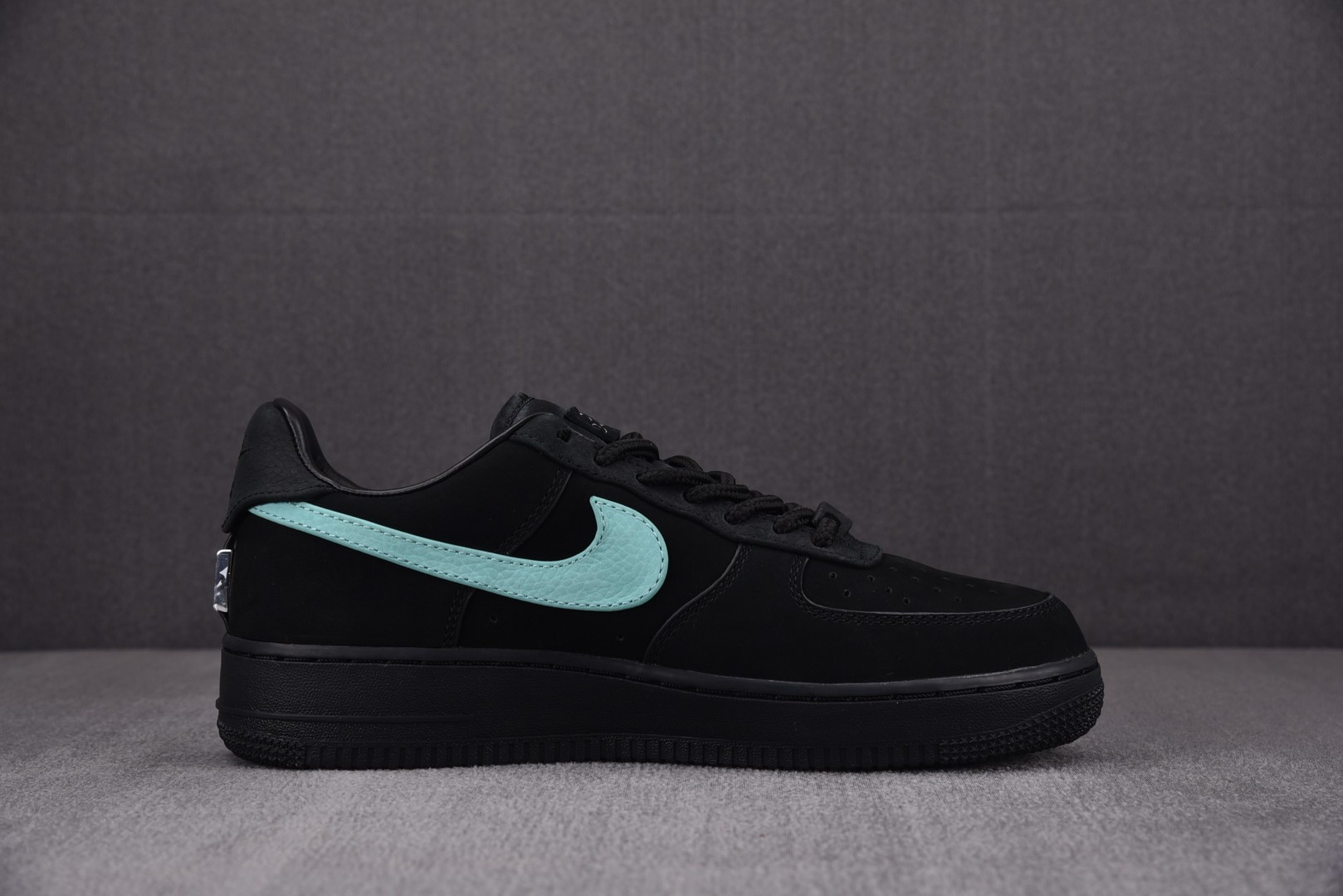 补货 -TIFFANY CO._蒂芙尼 x NK Air Force 1 Low“1837”蒂芙尼联名 黑蒂芙尼绿 DZ 补货 -TIFFANY CO._蒂芙尼 x NK Air Force 1 Low“1837”蒂芙尼联名 黑蒂芙尼绿 DZ