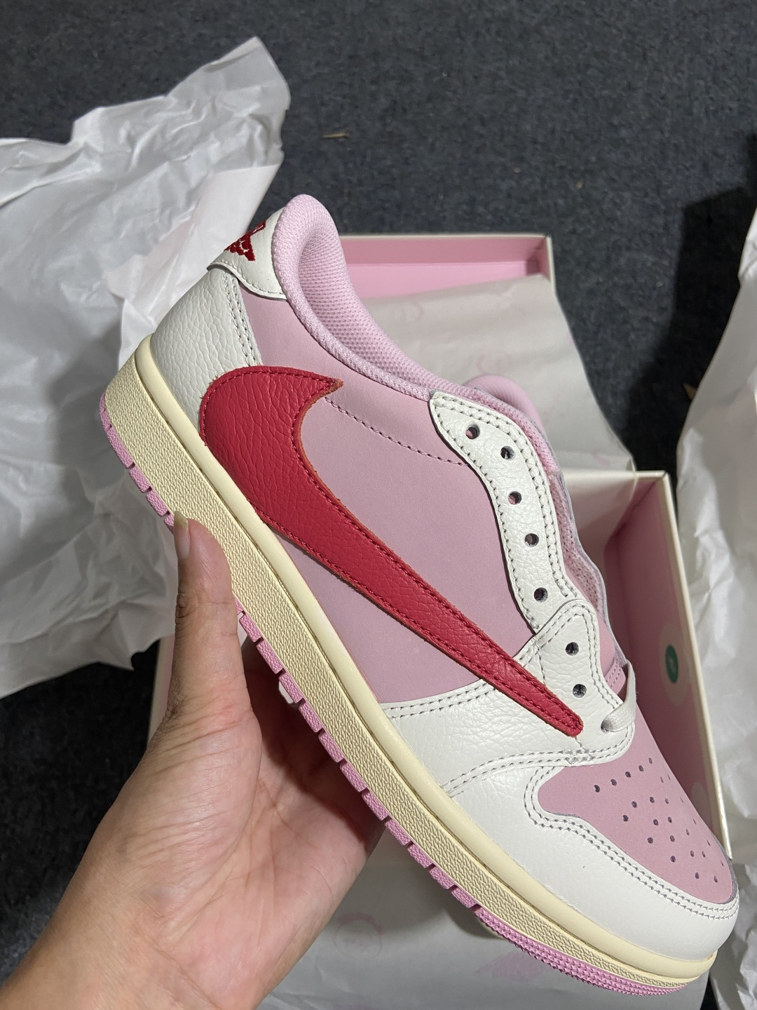 纯原 新版Travis Scott x Air Jordan 1 Low OG AJ1 乔1倒勾低帮 全头层 IQ760 纯原 新版Travis Scott x Air Jordan 1 Low OG AJ1 乔1倒勾低帮 全头层 IQ760