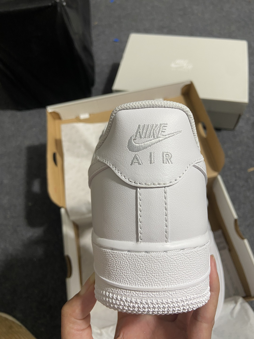 YH全白空军男,女码样品 【纯原】NK Air Force 1 Low '07 空军一号低帮经典板鞋 全白  36-39