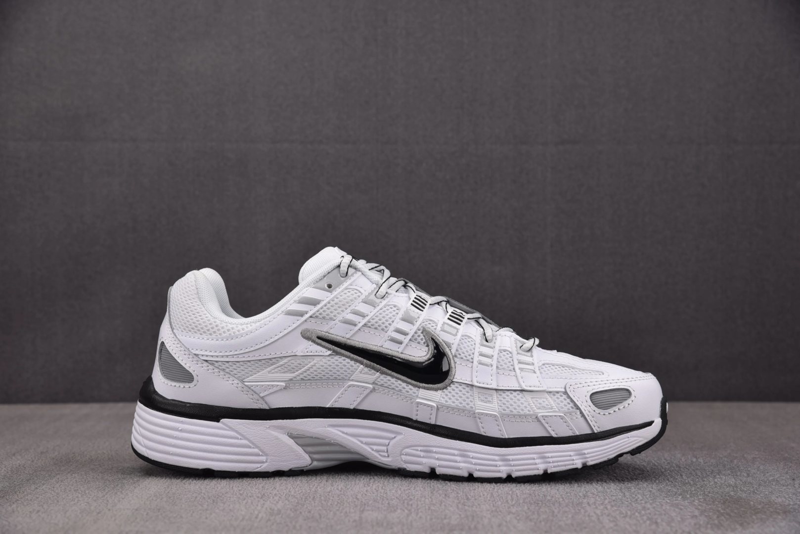 NK P-6000 White Metallic Silver Black 白色 CD6404-107 36-47.5 