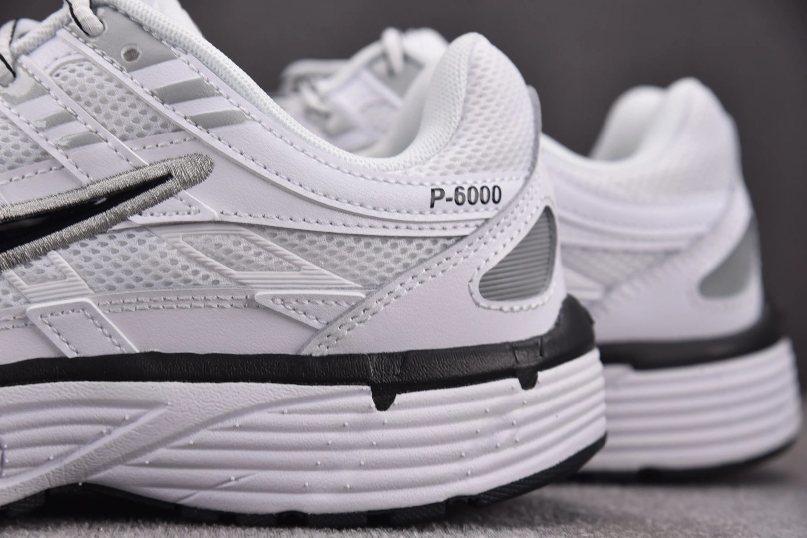 NK P-6000 White Metallic Silver Black 白色 CD6404-107 36-47.5 