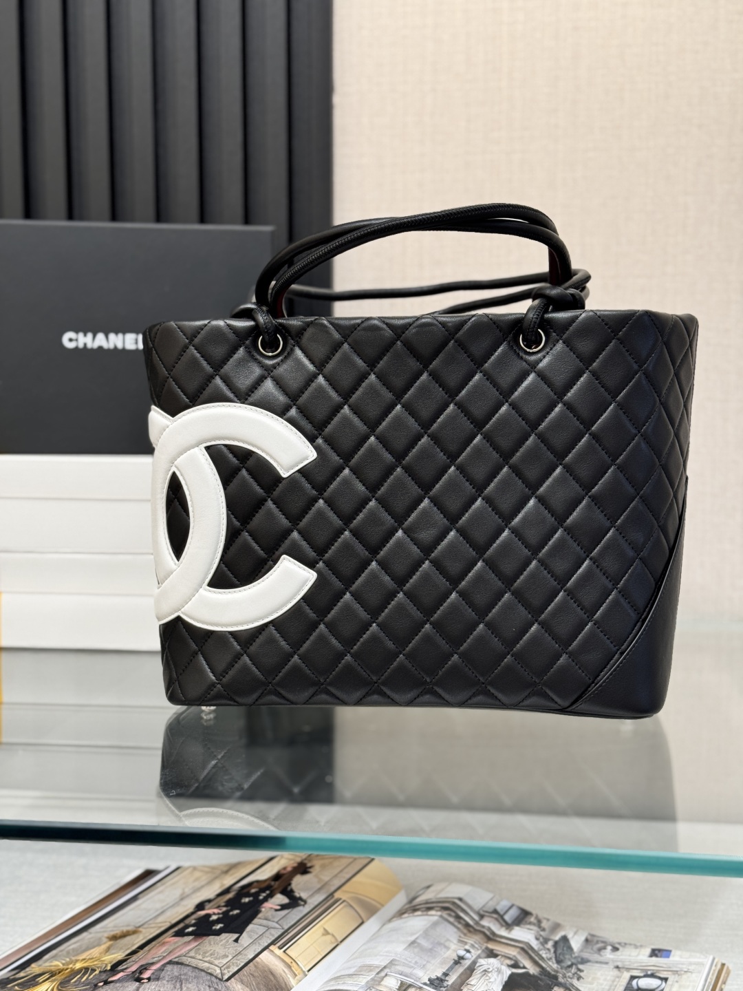 Vintage Tote Bag, Classic Design, Cowhide Leather, Large Capacity, 30*25cm 2 cmp i1748590639461 3798 0 0
