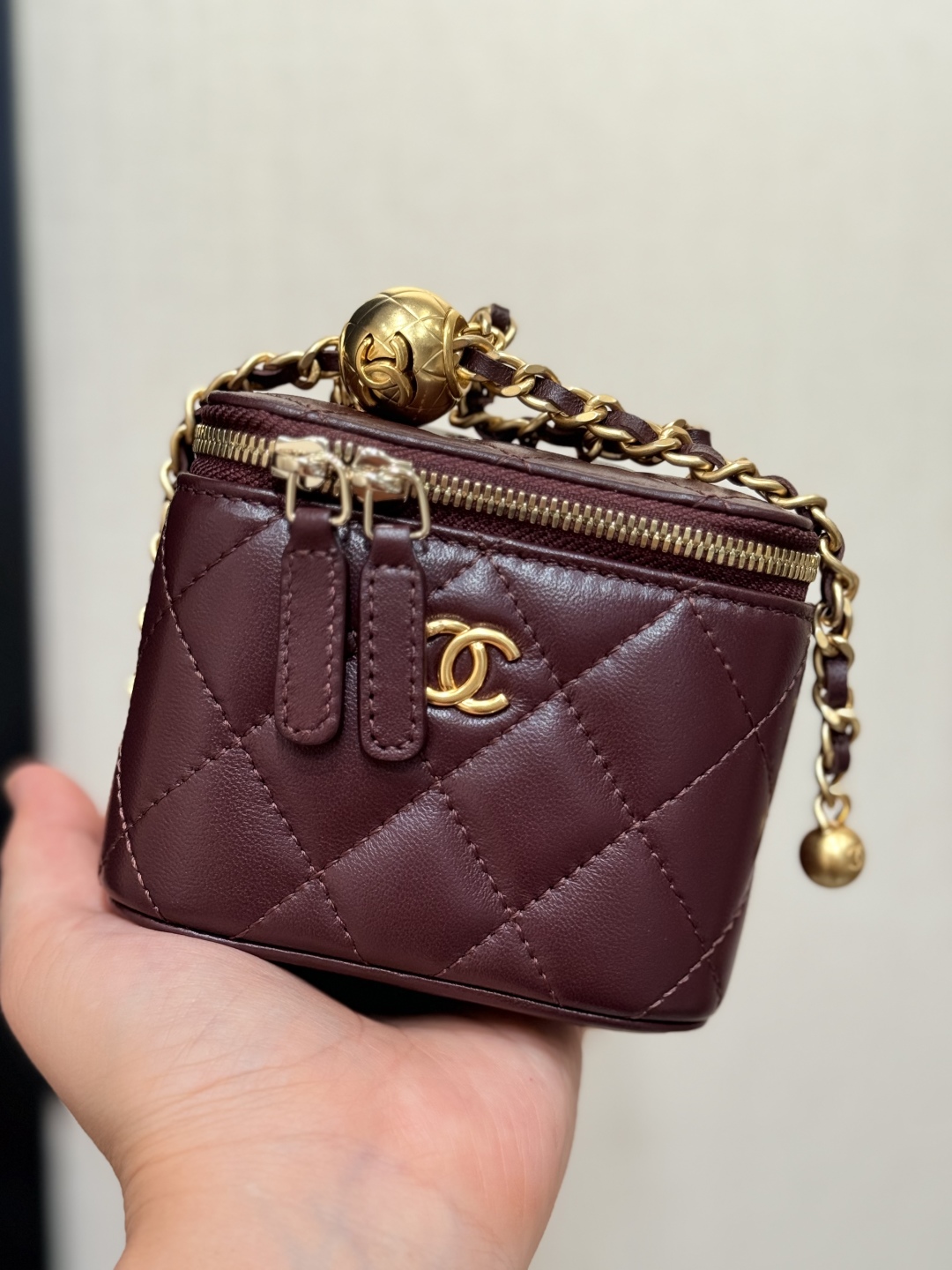 Chanel Spring/Summer Mini Vanity Bag with Chain - Burgundy 1 cmp i1758088586306 4076 0 0