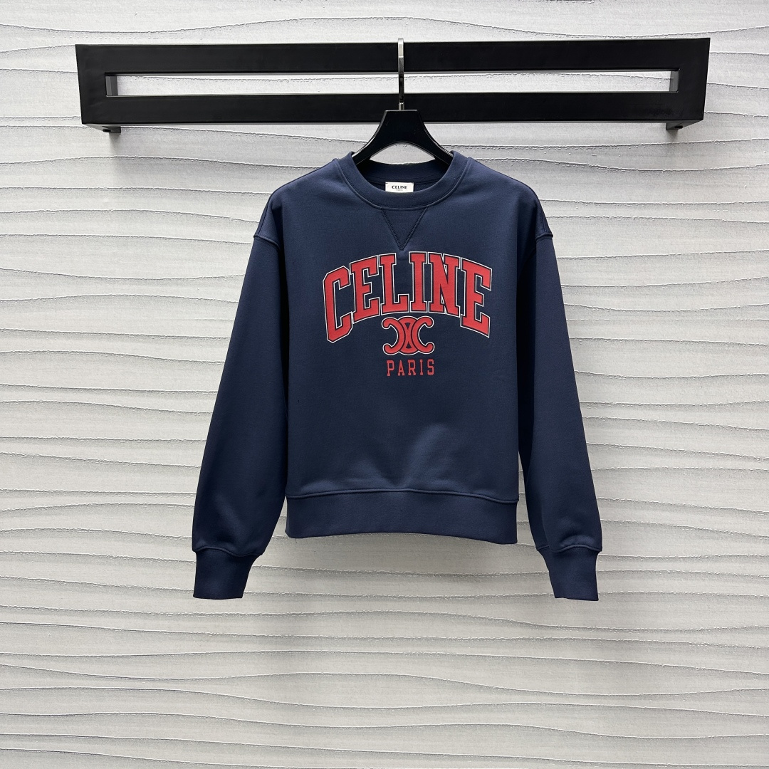 NO:297251,Celin*2025 new product is available on the shelves of round neck printed letter sweatshirts, customized YB imported native cotton material, breathable and comfortable, neckline cuff hem thread edging tightening, matched with loose shoulder-length style design, add layered look, chest decoration is decorated with letter logo printed Arc de Triomphe pattern to highlight the brand tone, casual and fashionable create a personalized style, surface auxiliary materials development, round neck long-sleeved sweatshirts, loose and lazy upper body, outstanding and fashionable, high-end version 2 colors,,celine,hoodie,sweatshirts,alexander wang19860909Celin*2025新品上架圆领印花字母卫衣定制YB进口原生全棉材质 透气舒适 领口袖口衣摆螺纹包边收紧处理 搭配宽松落肩版型设计 增添造型层次感 胸前饰以字母徽标印花凯旋门图案点缀装饰 彰显品牌调性 休闲时尚打造个性风格 面辅料开发 圆领长袖卫衣剪裁 上身松弛慵懒 单穿内搭都出彩时髦  高版本2色,,celine,hoodie,sweatshirts,alexander wang,Women's clothing