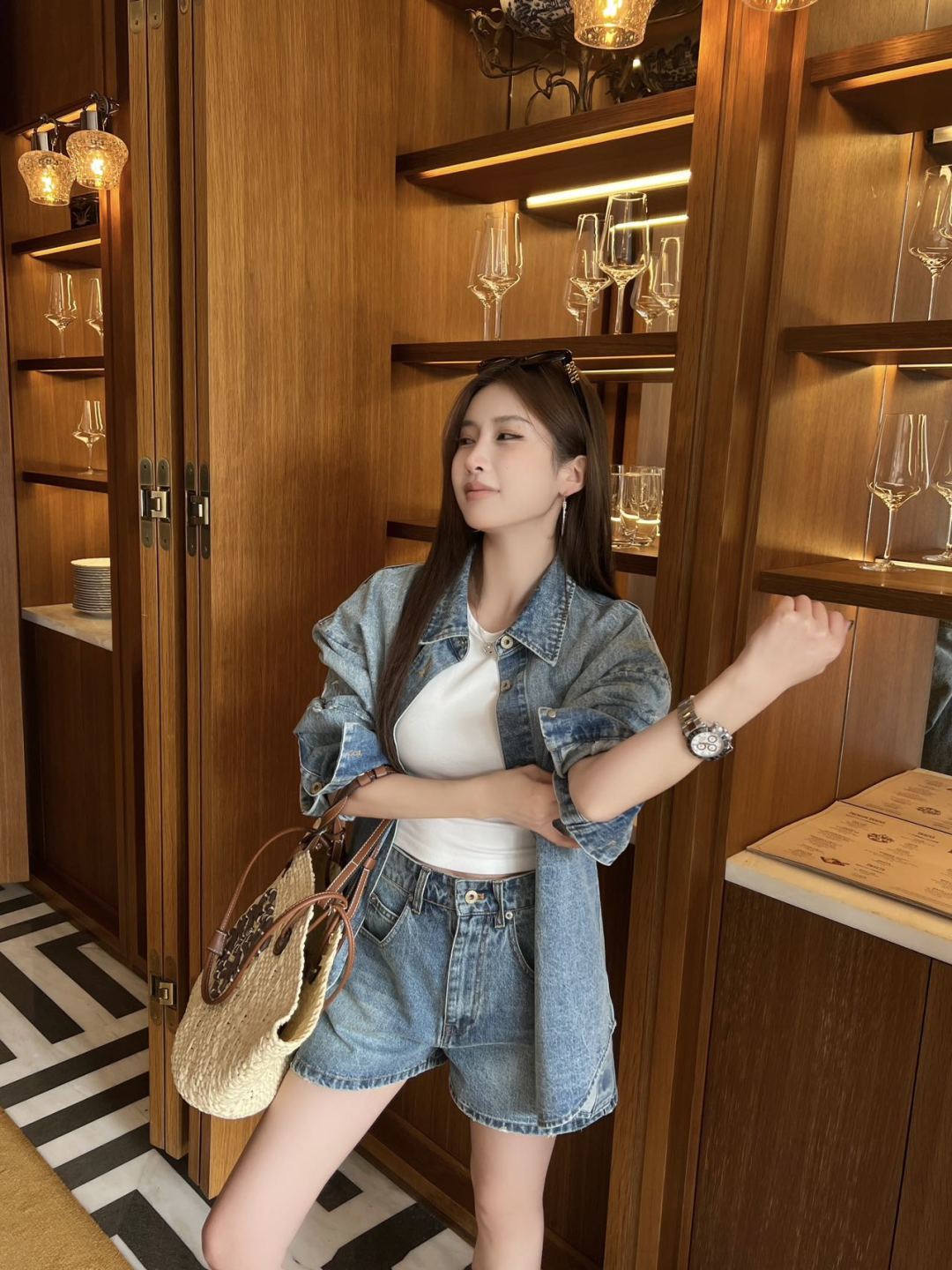 NO:314787,Jackets and skirts models, skirts, jackets & coats,alexander wang19860909外套半裙模特图,,skirts,jackets & coats,alexander wang,Women's clothing