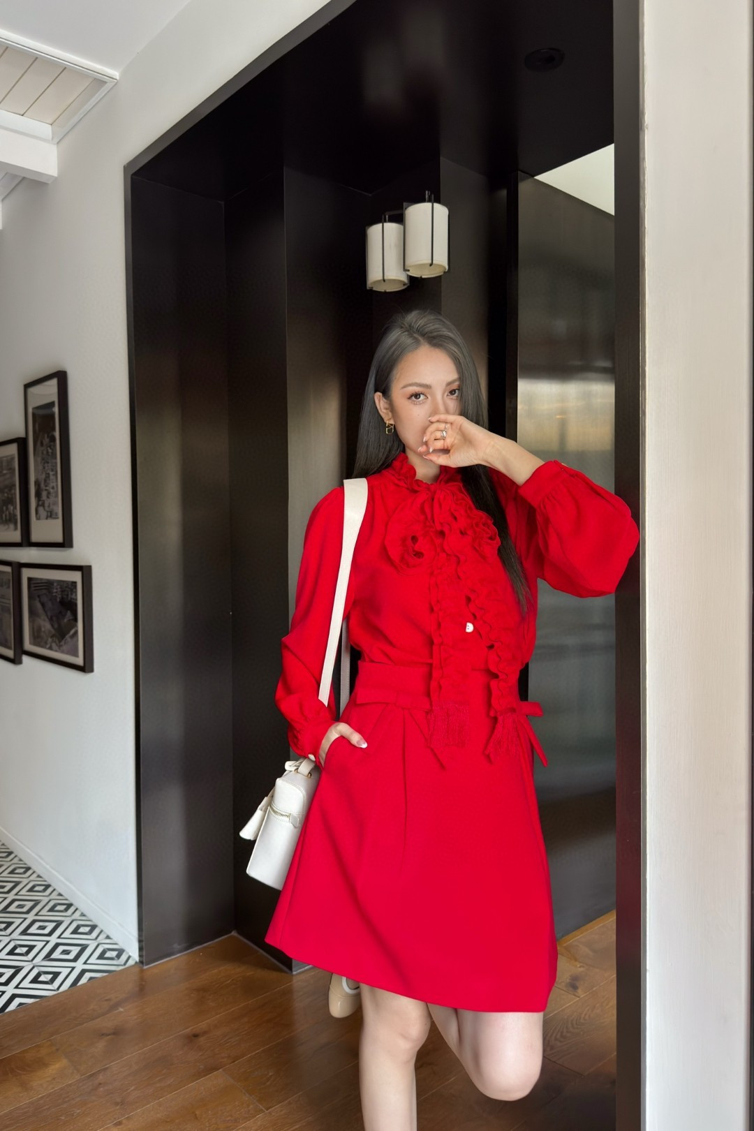 NO:316649,Jackets and skirts models, skirts, jackets & coats,alexander wang19860909外套半裙模特图,,skirts,jackets & coats,alexander wang,Women's clothing