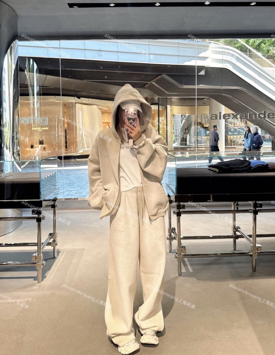 NO:667137,Purchasing upper body picture,  19860909代购上身图,, ,Women's clothing