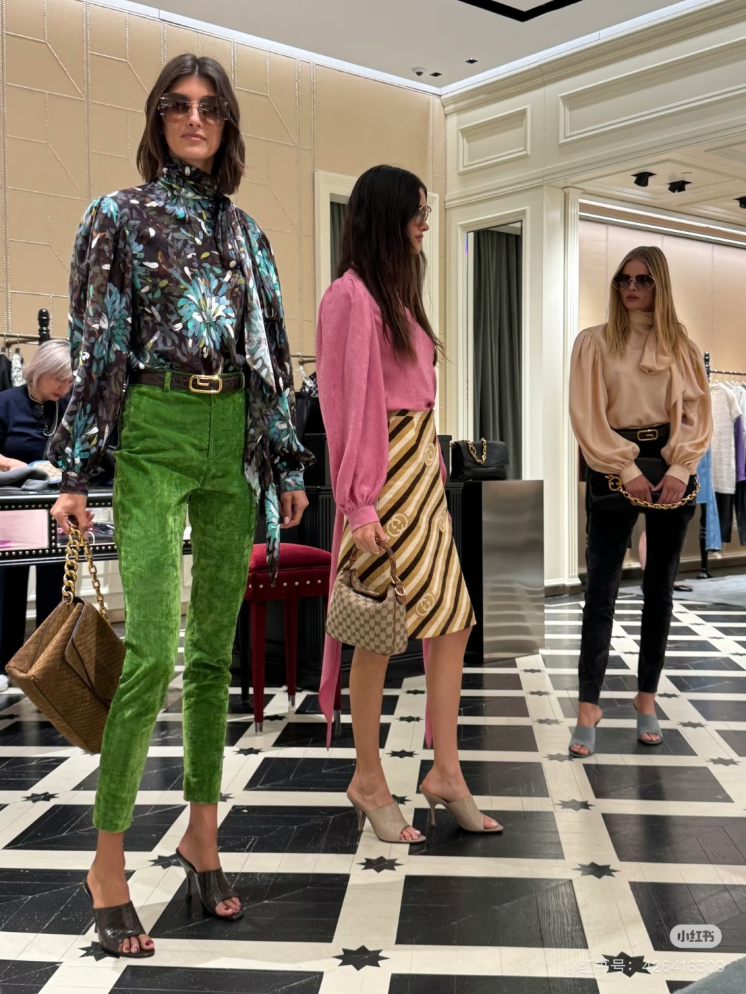 NO:684340,Purchasing upper body pictures,,19860909代购上身图,,,Women's clothing