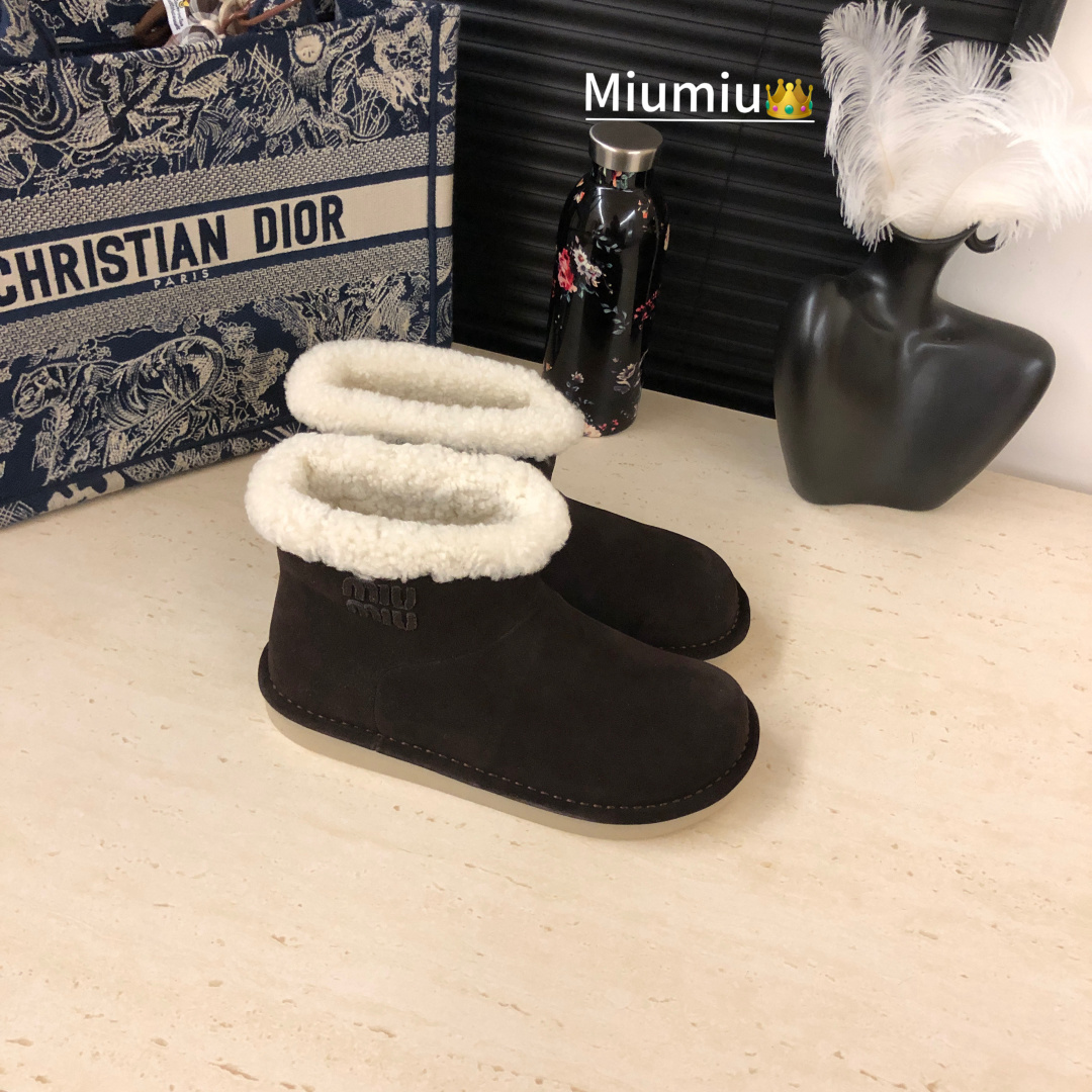 NO:647478,miumiu lamb wool short boots dark brown details, snow boots, miumiu, boots19860909miumiu羊羔毛短靴 深咖色细节,雪地靴,miumiu,boots,Women's Shoes