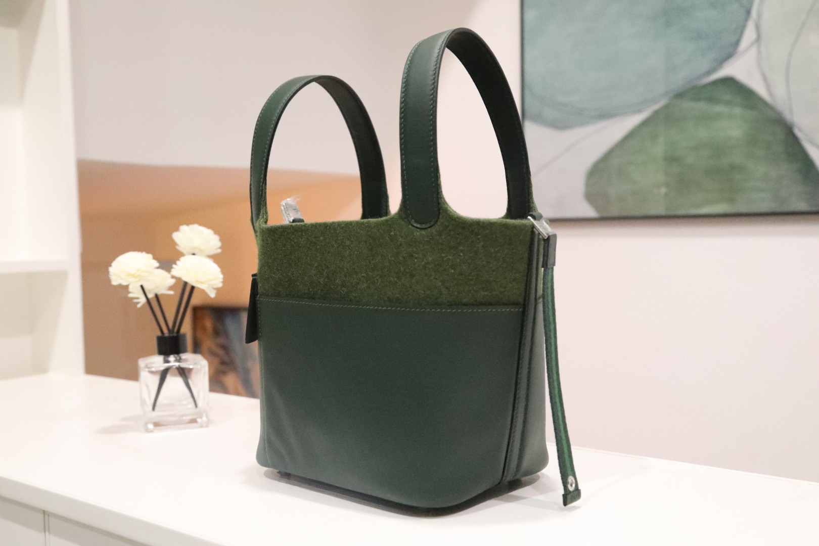 🐎新品
picotin最新款GO Team流行 系列菜篮子毛毡款18cm 新配色哦【绿色】【咖啡色】swift皮拼毛毡银扣，本色线，手缝蜡线，全钢五金，私人订制