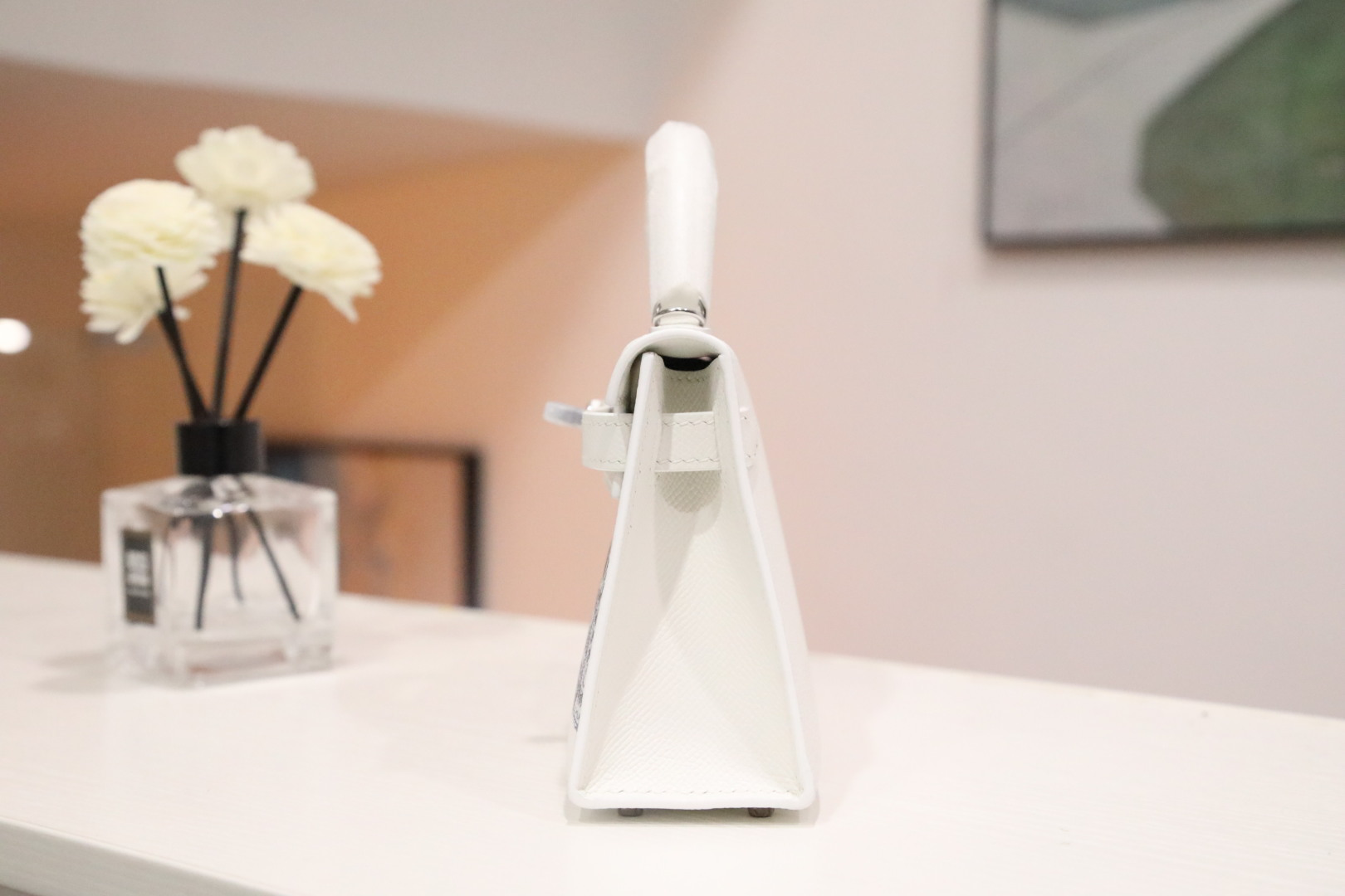 🐎新品
kelly 2代mini手绘款绘奥维那酒庄【纯白色】ep手掌纹银扣，高端定制系列，手绘涂鸦，欧美时尚，手缝蜡线，全钢五金，私人订制