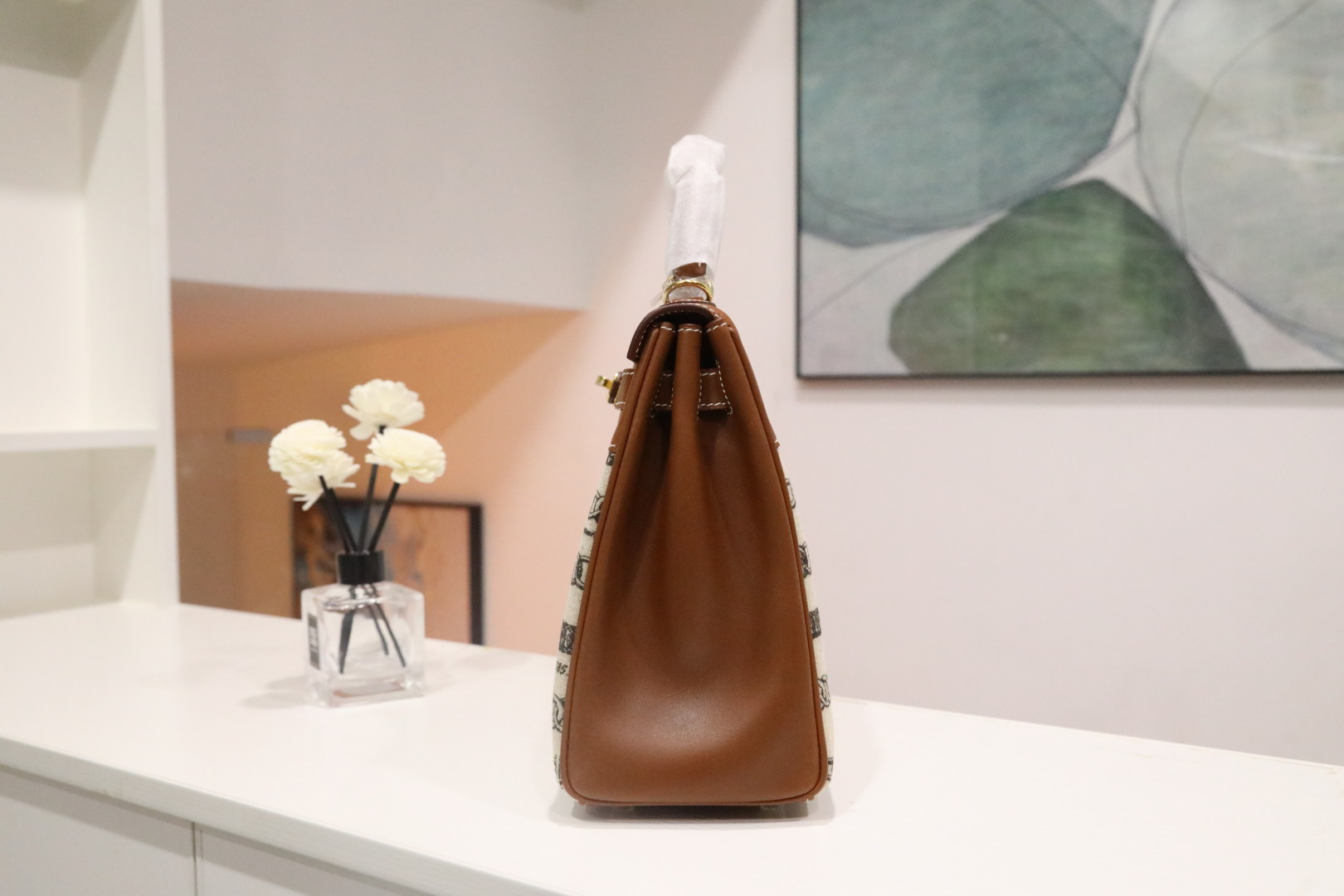 🐎新品
凯莉款28cm圣诞限定【金粽色】马鞍皮皮拼帆布，链条彩印设计，欧美时尚手缝蜡线，全钢五金，私人订制