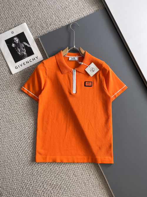 Elegante Polo de Punto Naranja Hermes con Cremallera y Bordado para Hombre 1 Elegante Polo de Punto Naranja Hermes con Cremallera y Bordado para Hombre