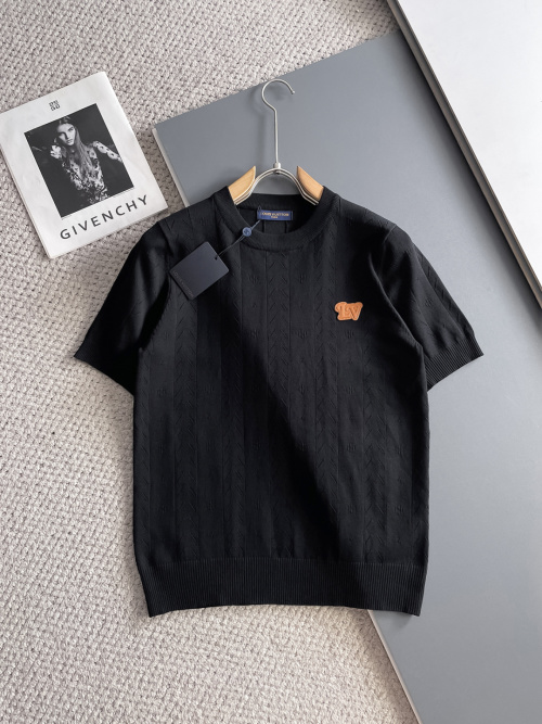 Louis Vuitton Men's Black Knit Short Sleeve Sweater - Luxurious & Comfortable 1 Louis Vuitton Men's Black Knit Short Sleeve Sweater - Luxurious & Comfortable