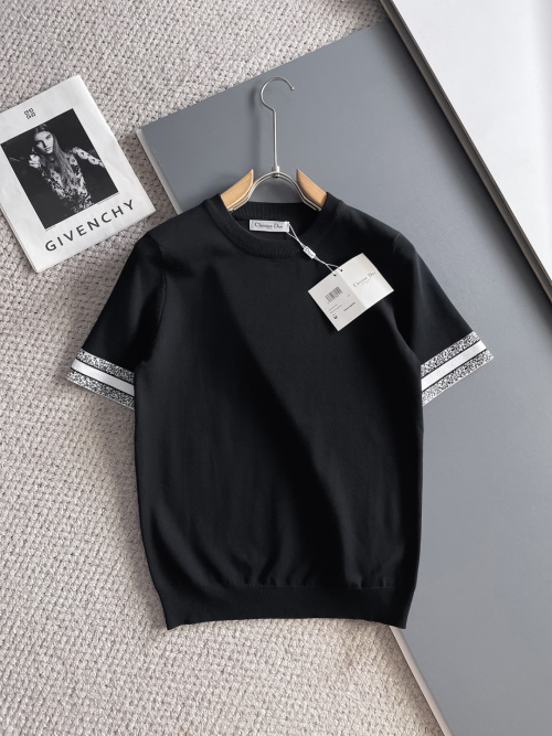 Elegante Camiseta de Punto Dior para Hombre con Diseño de Manga Corta 1 Elegante Camiseta de Punto Dior para Hombre con Diseño de Manga Corta