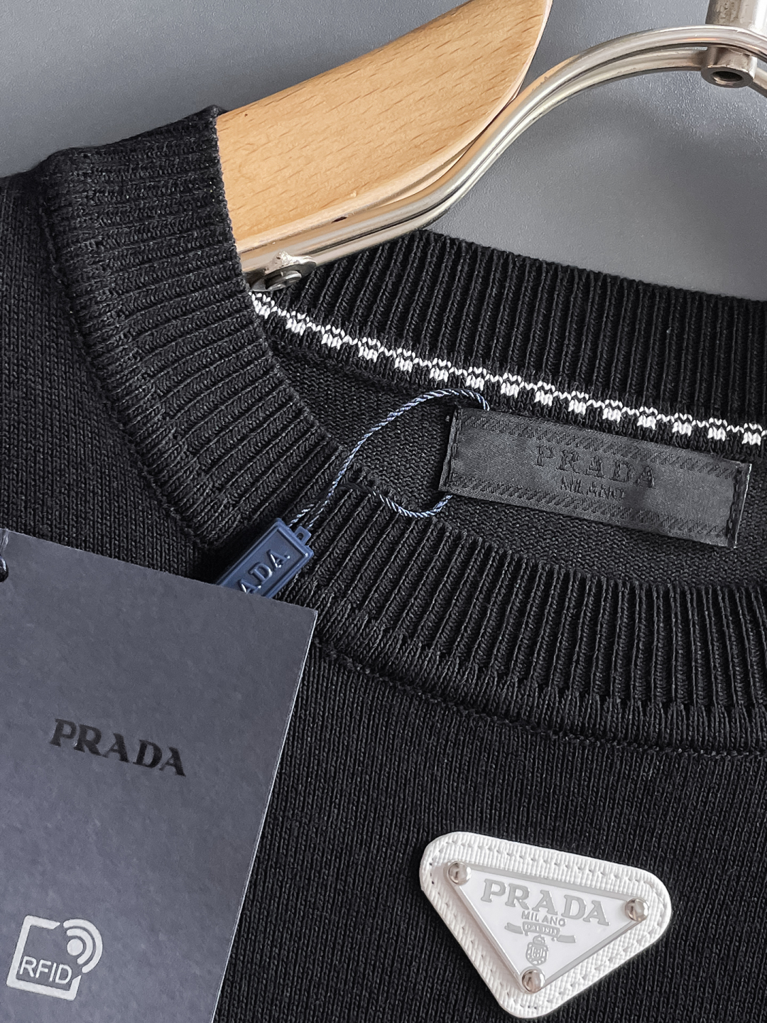 Prada Men's Striped Knit T-Shirt - Short Sleeve, Round Neck, Casual Fashion 5 cmp i1748623321117 426 0 3