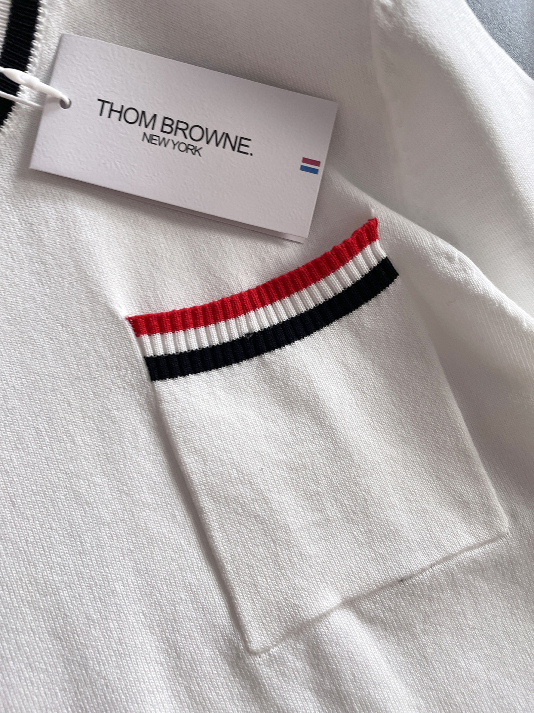 Thom Browne Men's White Short Sleeve Knitted T-Shirt with Striped Trim 4 cmp i1748623330511 195 0 2