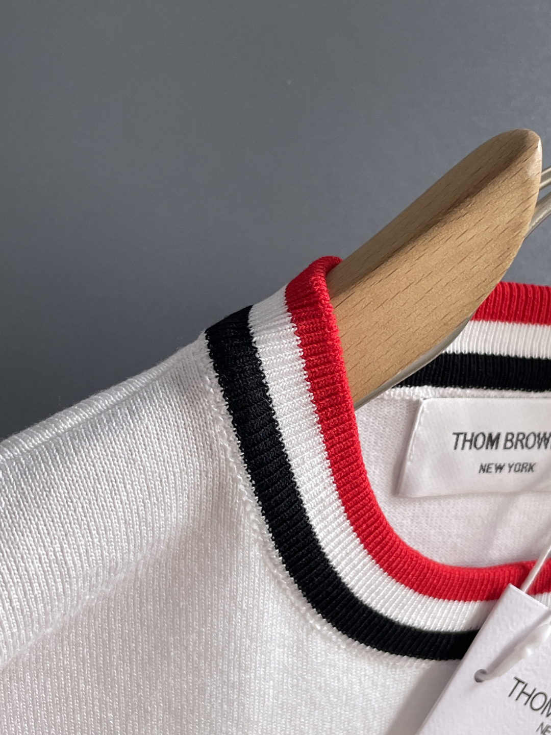 Thom Browne Men's White Short Sleeve Knitted T-Shirt with Striped Trim 6 cmp i1748623333238 7969 0 4