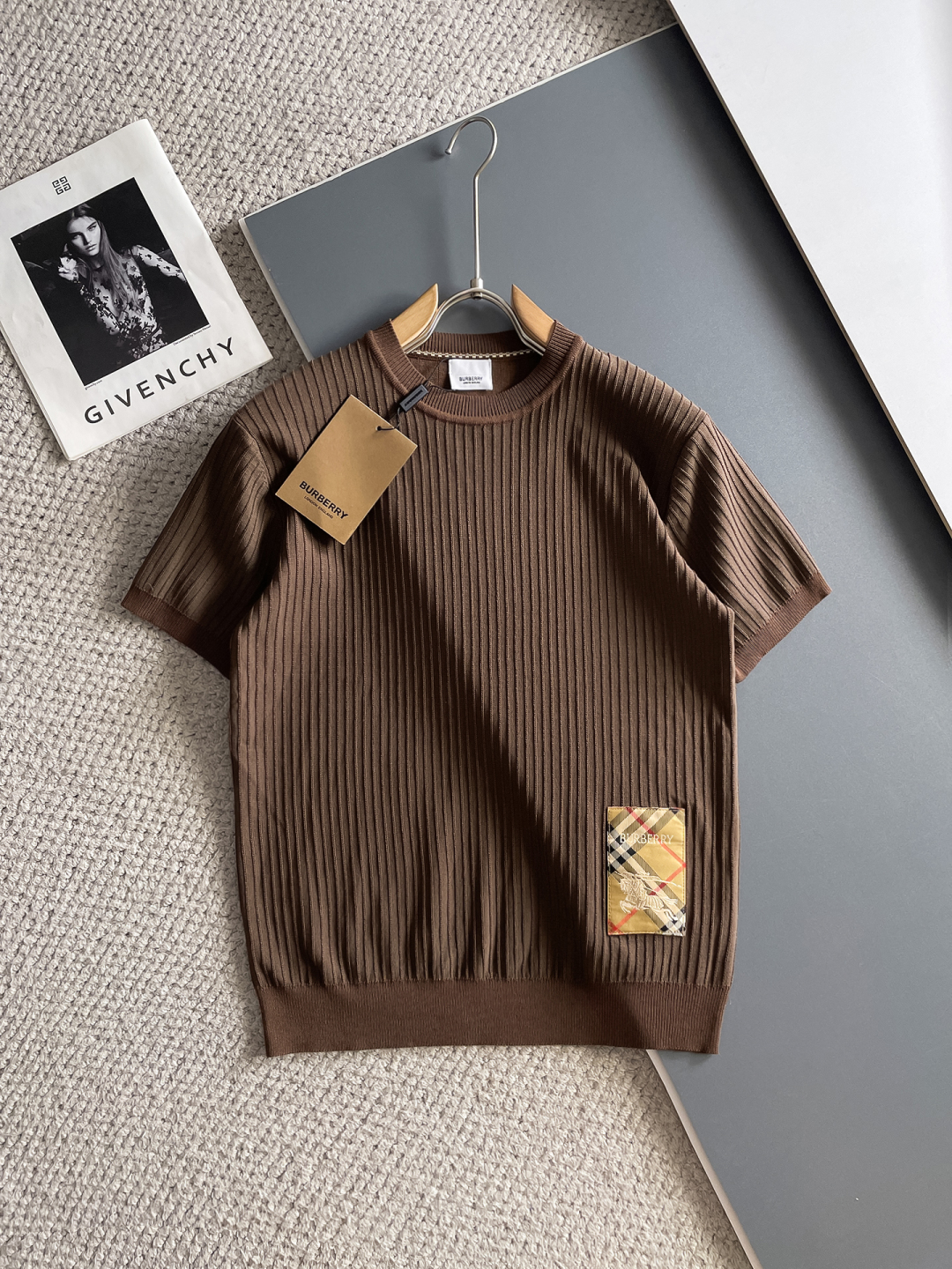 Burberry Men's Ribbed Knit Short Sleeve T-Shirt with Check Patch 2 cmp i1748623704477 1683 0 0