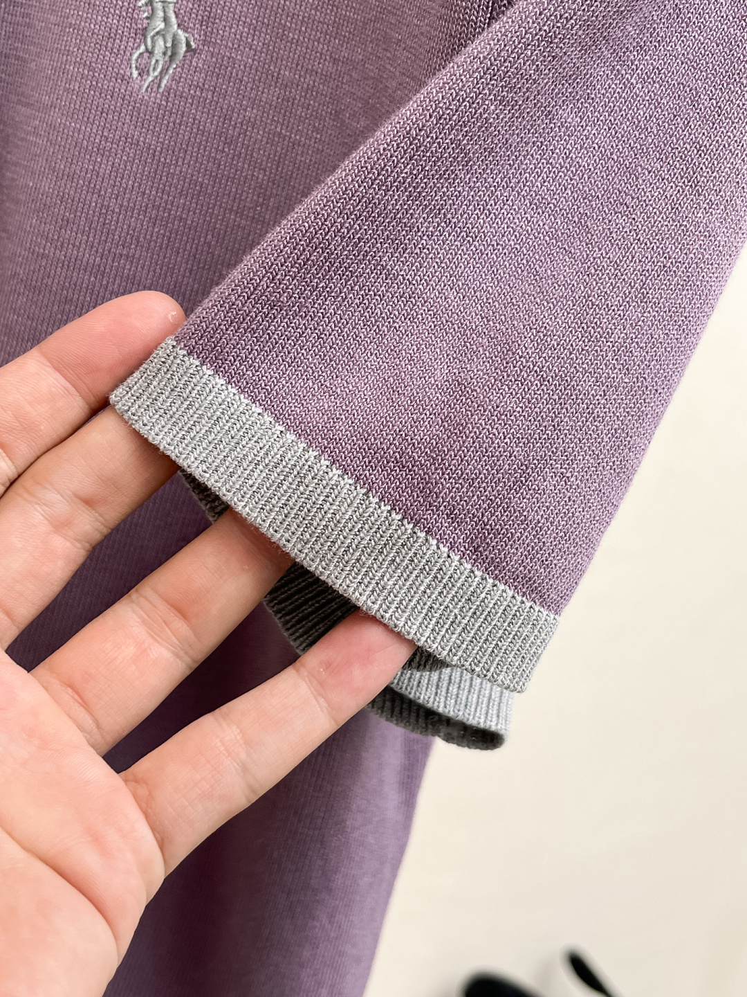 2026春夏新款男士顶级翻领针织短袖T恤，品牌最新设计元素！既不单调也不复杂,恰到好处的展现品味！客供定