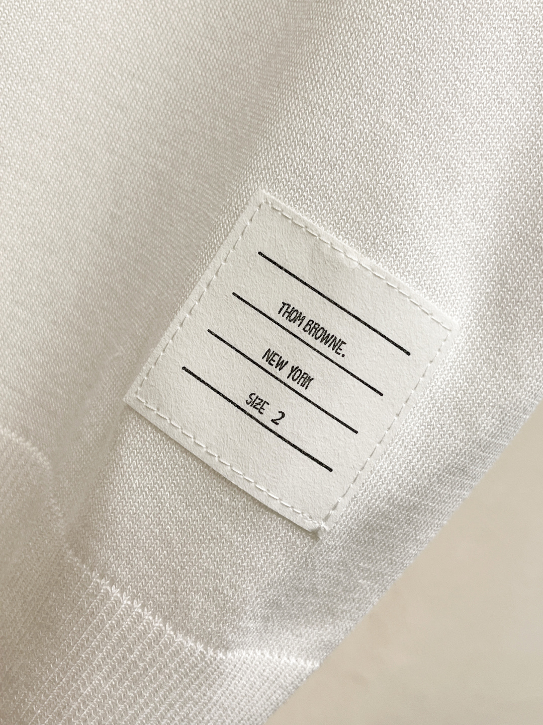 TB 2026春夏新款男士顶级翻领针织短袖T恤，品牌最新设计元素！既不单调也不复杂,恰到好处的展现品味！