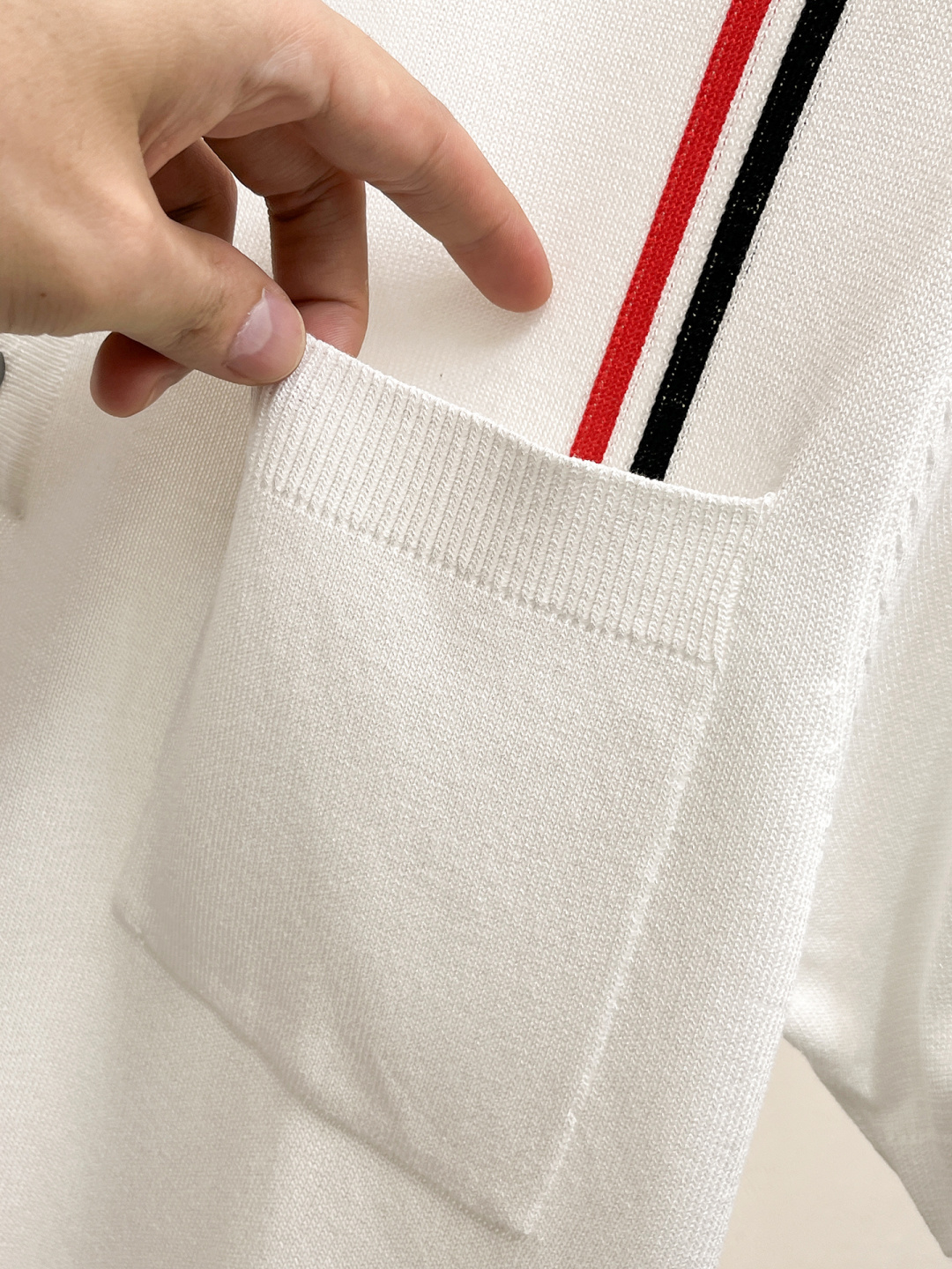 TB 2026春夏新款男士顶级翻领针织短袖T恤，品牌最新设计元素！既不单调也不复杂,恰到好处的展现品味！