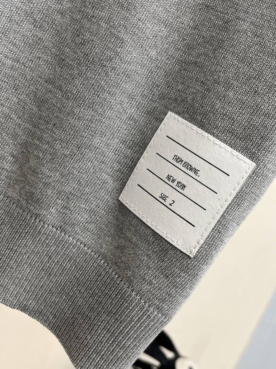 TB 2026春夏新款男士顶级翻领针织短袖T恤，品牌最新设计元素！既不单调也不复杂,恰到好处的展现品味！