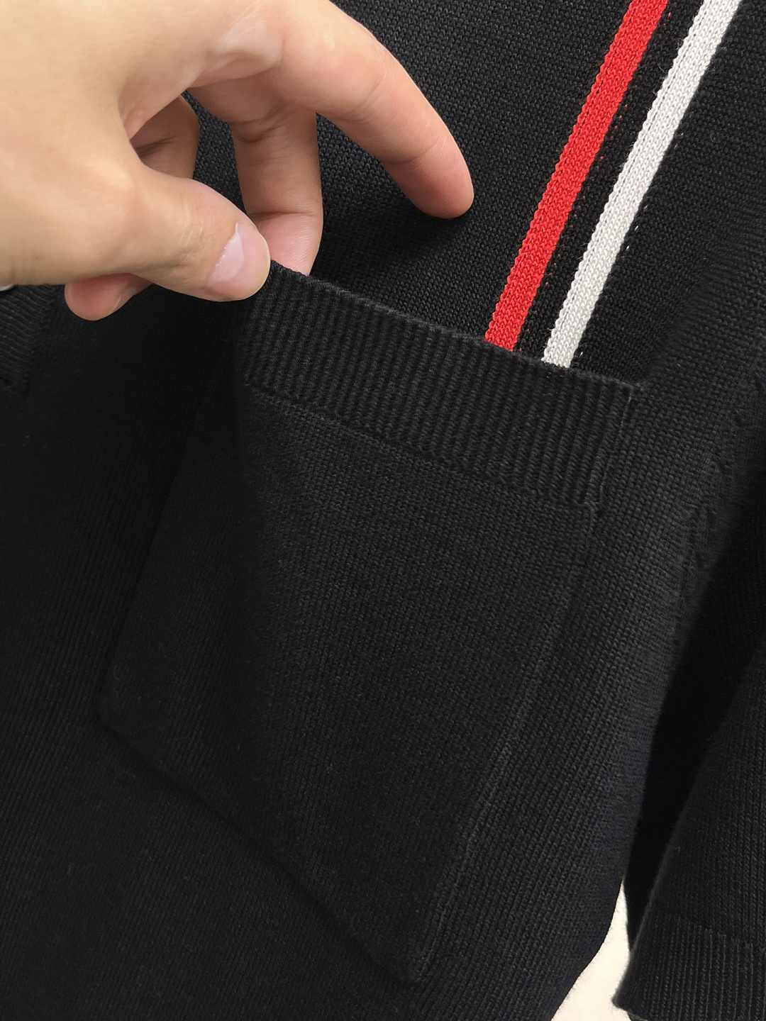 TB 2026春夏新款男士顶级翻领针织短袖T恤，品牌最新设计元素！既不单调也不复杂,恰到好处的展现品味！