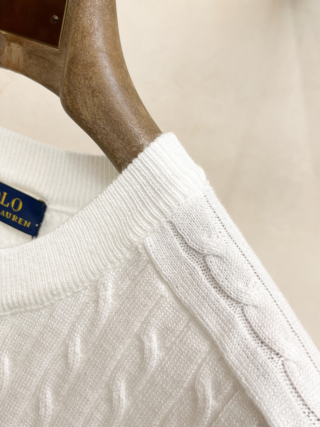 2026春夏新款男士顶级翻领针织短袖T恤，品牌最新设计元素！既不单调也不复杂,恰到好处的展现品味！客供定