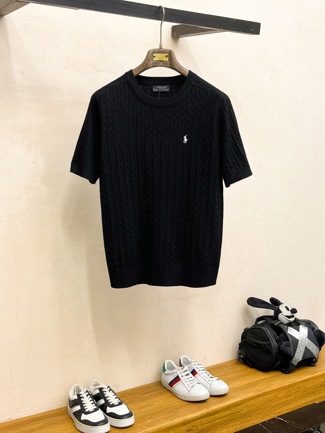 2026春夏新款男士顶级圆领针织短袖T恤，品牌最新设计元素！既不单调也不复杂,恰到好处的展现品味！客供定
