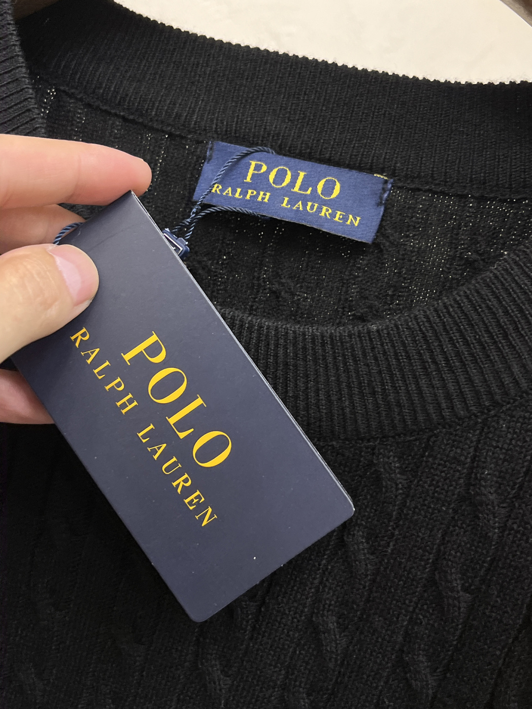 2026春夏新款男士顶级圆领针织短袖T恤，品牌最新设计元素！既不单调也不复杂,恰到好处的展现品味！客供定