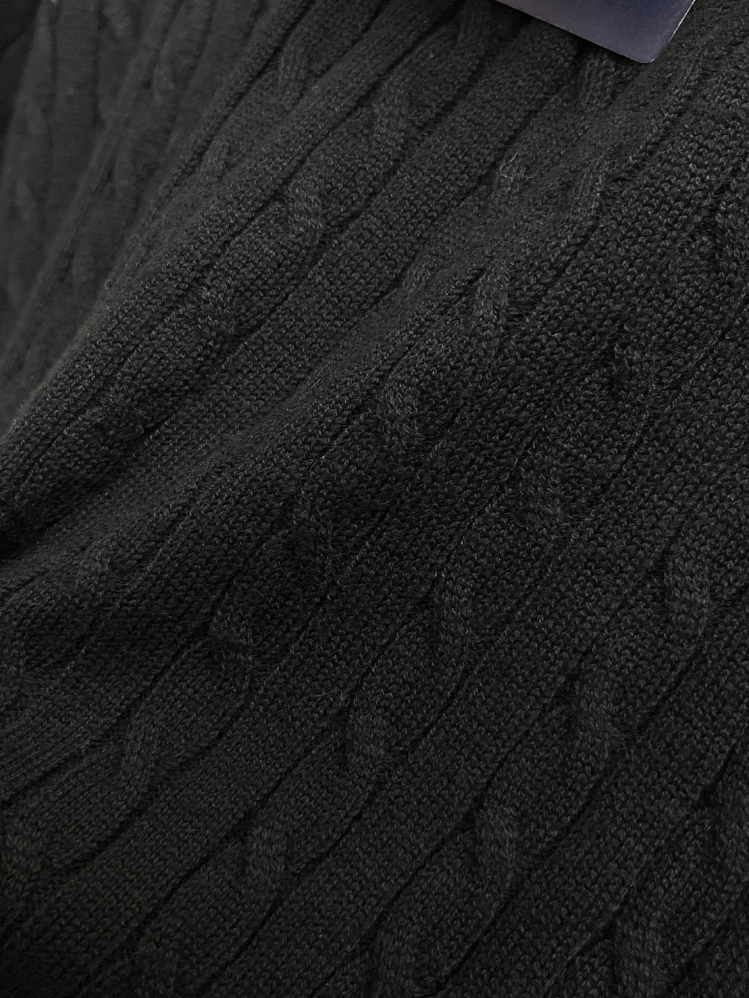 2026春夏新款男士顶级圆领针织短袖T恤，品牌最新设计元素！既不单调也不复杂,恰到好处的展现品味！客供定