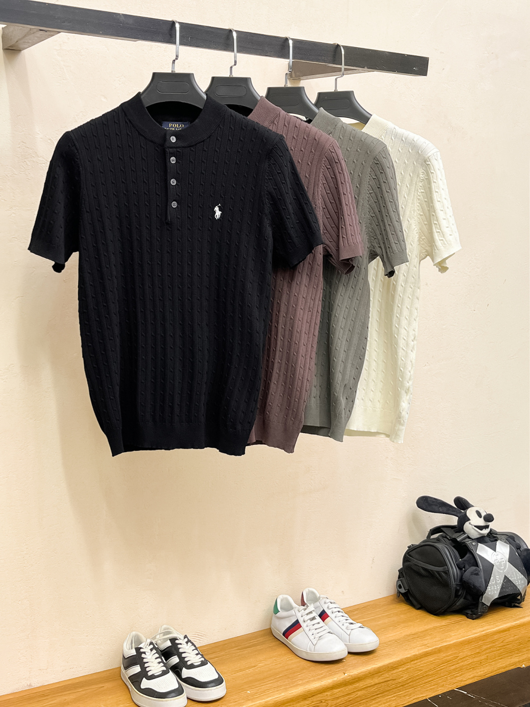 拉夫劳伦 秋冬新款男士顶级翻领针织短袖T恤，品牌最新设计元素！既不单调也不复杂,恰到好处的展现品味！客供