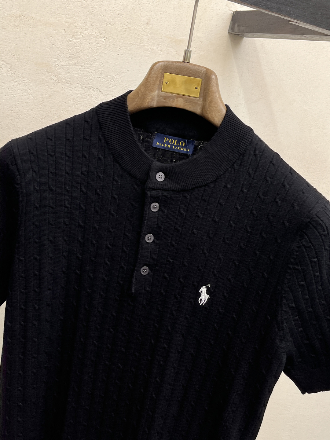 拉夫劳伦 秋冬新款男士顶级翻领针织短袖T恤，品牌最新设计元素！既不单调也不复杂,恰到好处的展现品味！客供