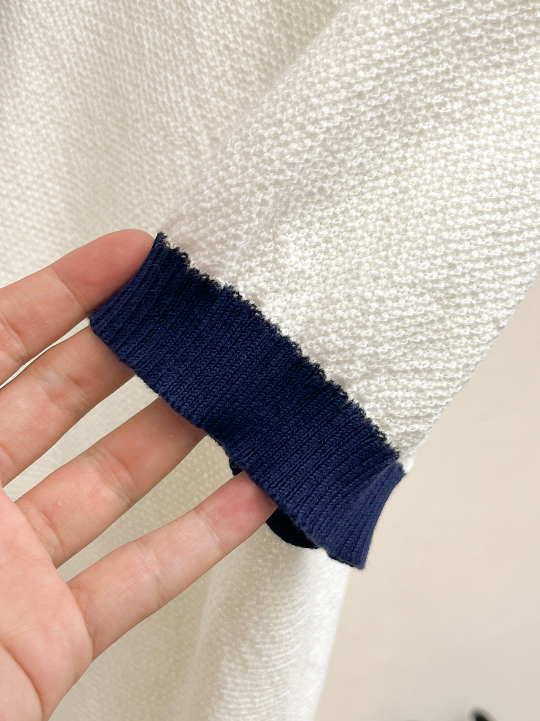 2026春夏新款男士顶级翻领针织短袖T恤，品牌最新设计元素！既不单调也不复杂,恰到好处的展现品味！客供定