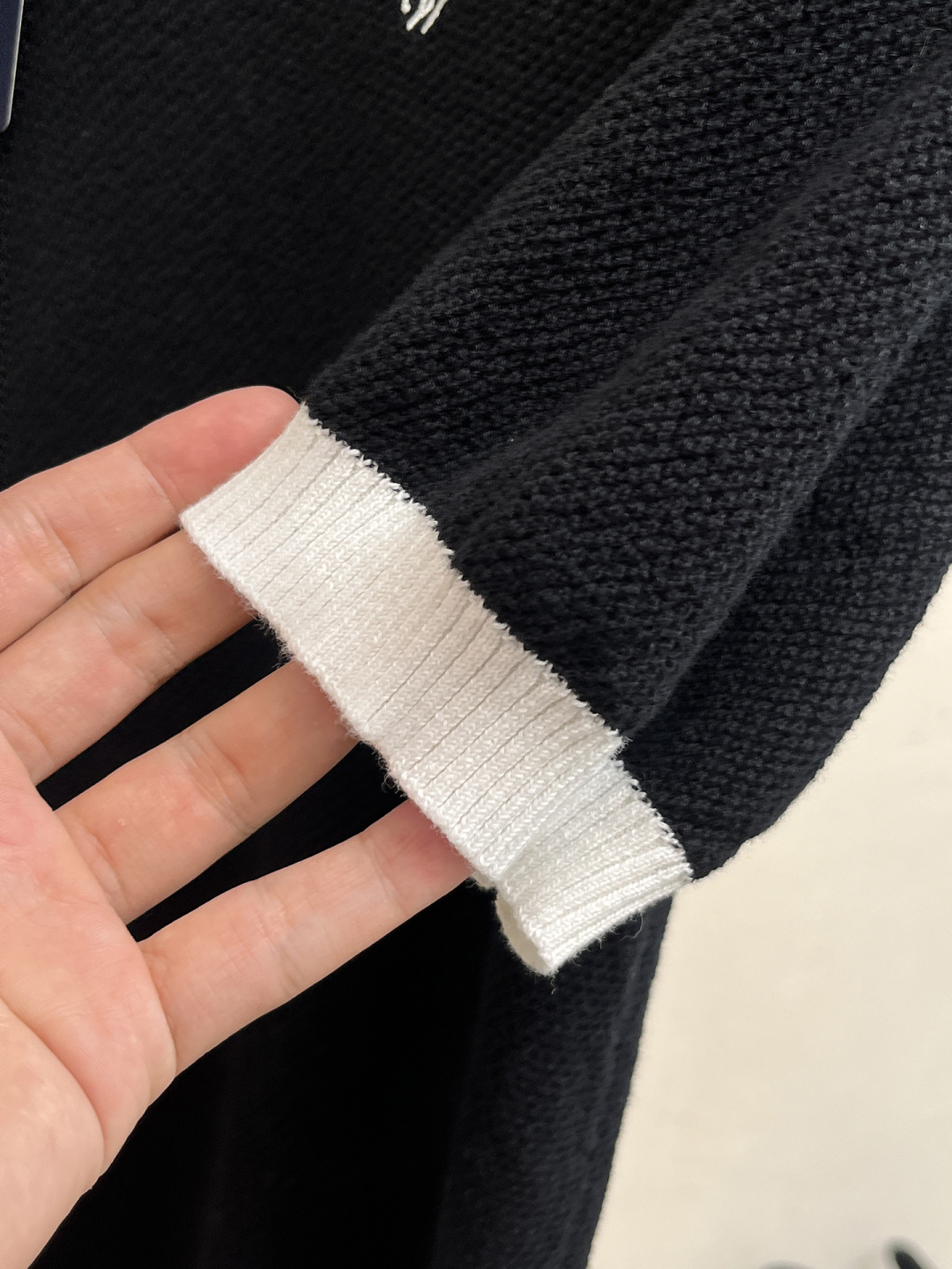 2026春夏新款男士顶级翻领针织短袖T恤，品牌最新设计元素！既不单调也不复杂,恰到好处的展现品味！客供定