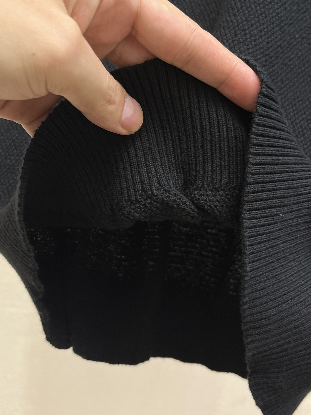 2026春夏新款男士顶级翻领针织短袖T恤，品牌最新设计元素！既不单调也不复杂,恰到好处的展现品味！客供定