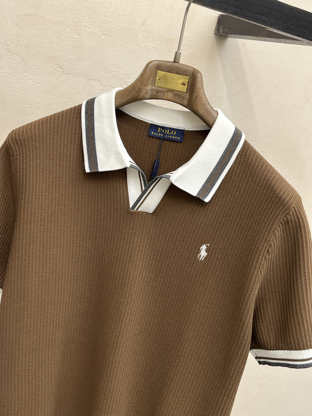 2026新款男士顶级翻领针织短袖T恤，品牌最新设计元素！既不单调也不复杂,恰到好处的展现品味！客供定制伊