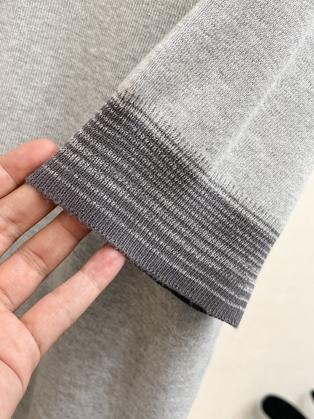 2026春夏新款男士顶级翻领针织短袖T恤，品牌最新设计元素！既不单调也不复杂,恰到好处的展现品味！客供定