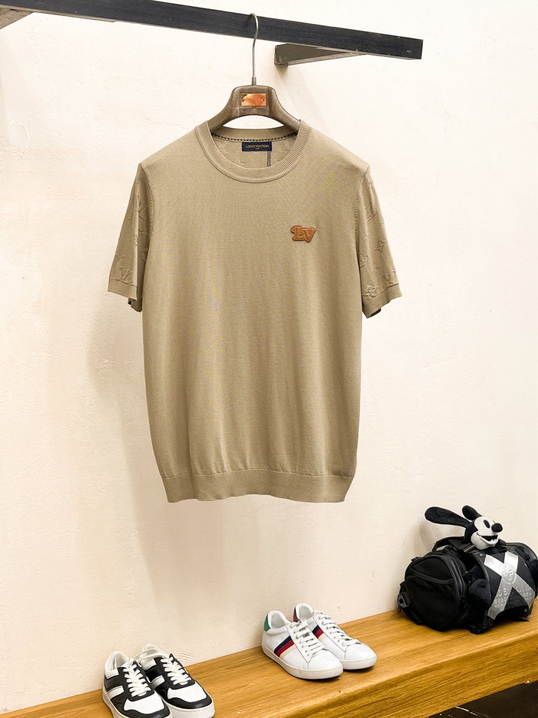 2026春夏新款男士顶级翻领针织短袖T恤，品牌最新设计元素！既不单调也不复杂,恰到好处的展现品味！客供定