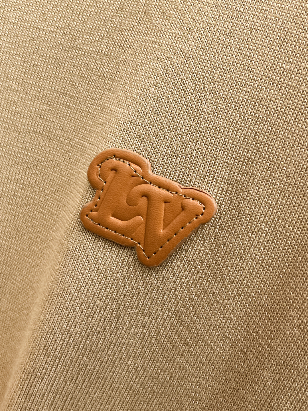 2026春夏新款男士顶级翻领针织短袖T恤，品牌最新设计元素！既不单调也不复杂,恰到好处的展现品味！客供定