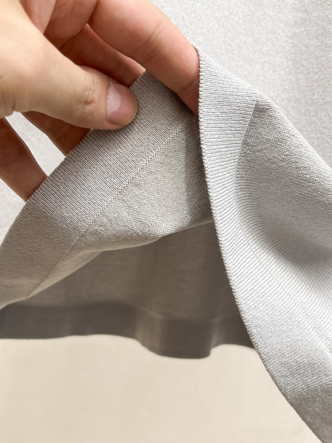 2026春夏新款男士顶级翻领针织短袖T恤，品牌最新设计元素！既不单调也不复杂,恰到好处的展现品味！客供定