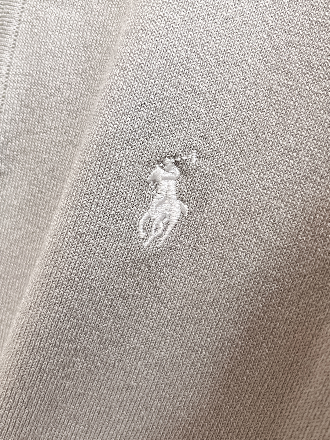 2026春夏新款男士顶级翻领针织短袖T恤，品牌最新设计元素！既不单调也不复杂,恰到好处的展现品味！客供定