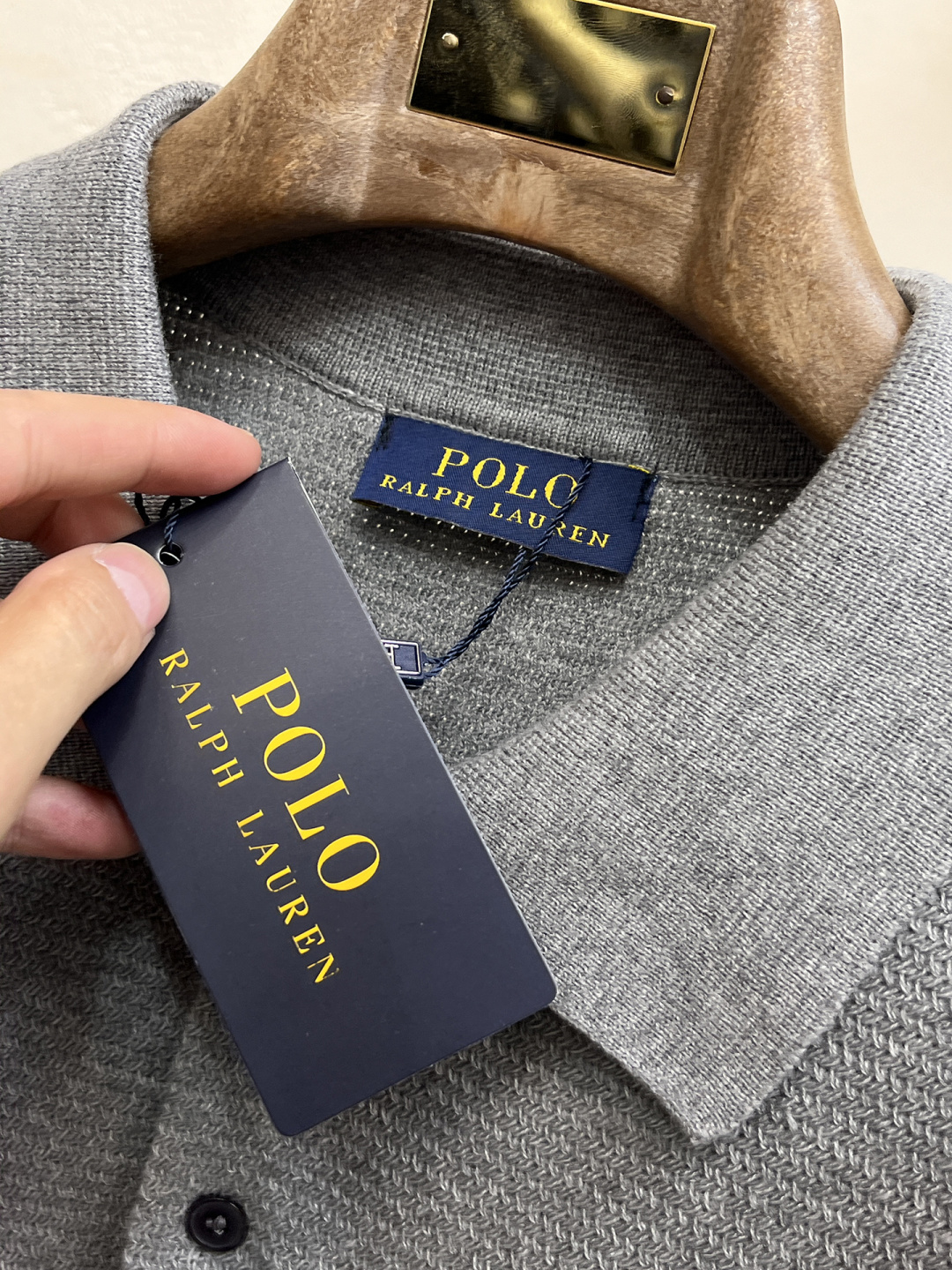 2026春夏新款男士顶级翻领针织短袖T恤，品牌最新设计元素！既不单调也不复杂,恰到好处的展现品味！客供定