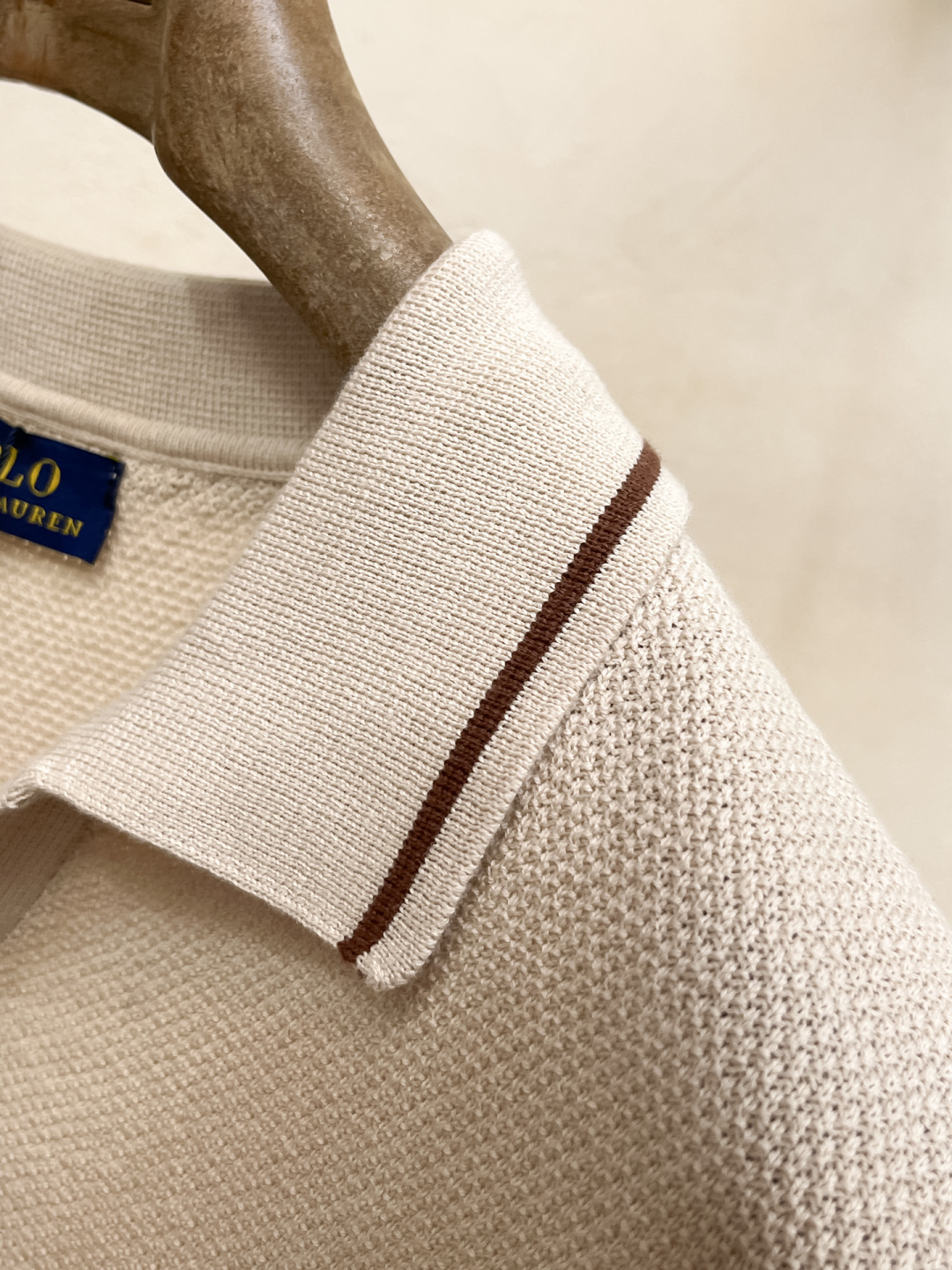 2026春夏新款男士顶级翻领针织短袖T恤，品牌最新设计元素！既不单调也不复杂,恰到好处的展现品味！客供定