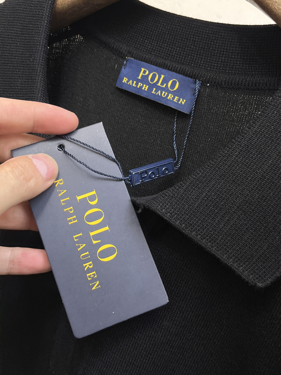 2026春夏新款男士顶级翻领针织短袖T恤，品牌最新设计元素！既不单调也不复杂,恰到好处的展现品味！客供定