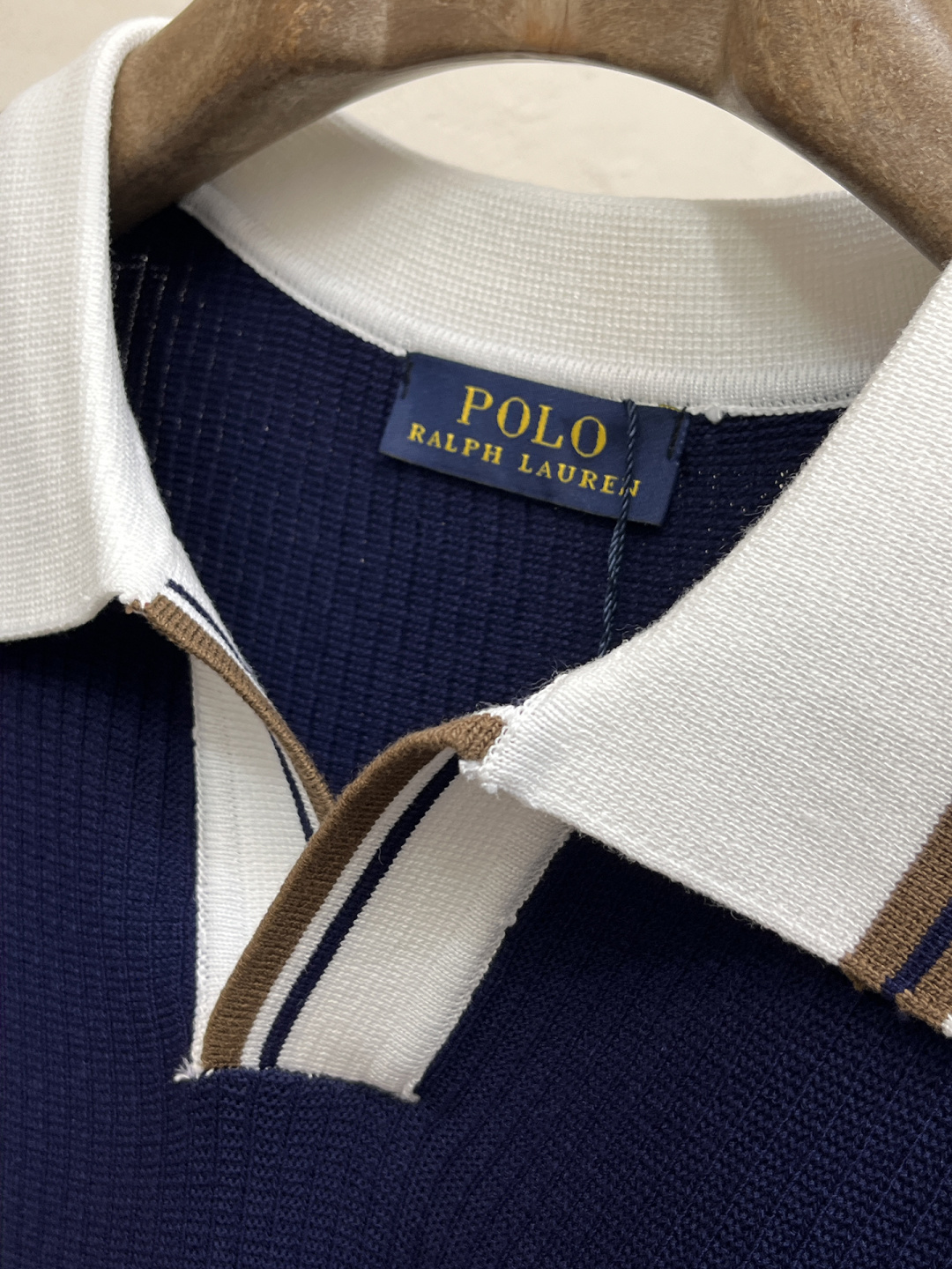 2026新款男士顶级翻领针织短袖T恤，品牌最新设计元素！既不单调也不复杂,恰到好处的展现品味！客供定制伊