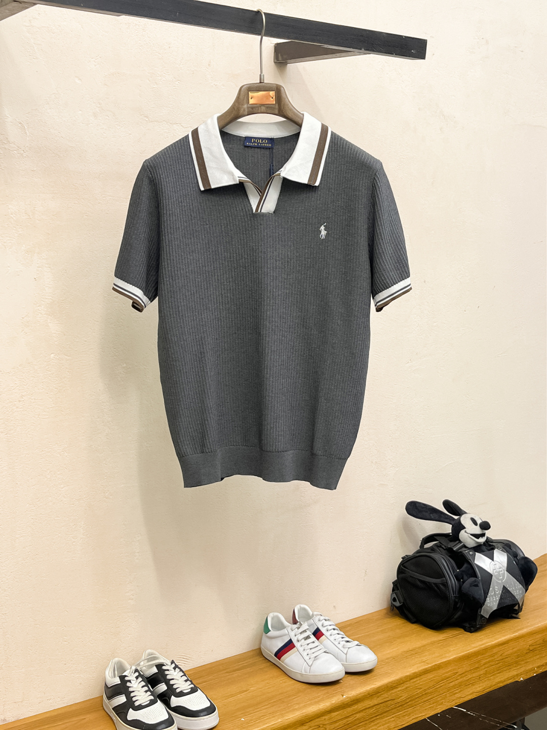 2026 新款男士顶级翻领针织短袖T恤，品牌最新设计元素！既不单调也不复杂,恰到好处的展现品味！客供定制