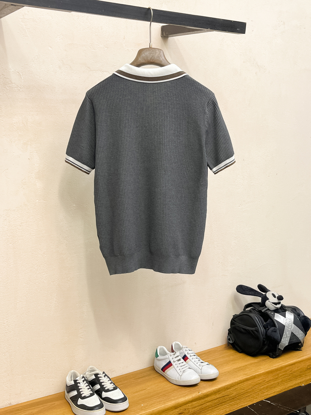 2026 新款男士顶级翻领针织短袖T恤，品牌最新设计元素！既不单调也不复杂,恰到好处的展现品味！客供定制